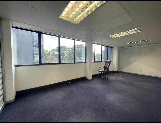 429M² OFFICE TO LET IN RIVONIA